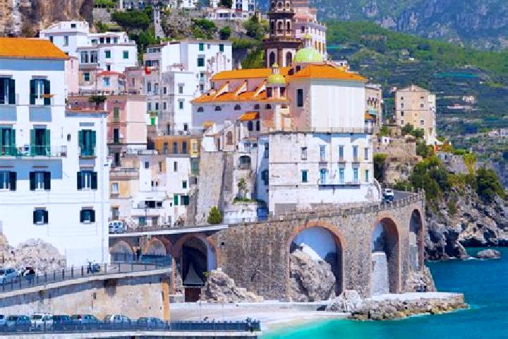 Clara, 29 — Escort in Sarule, Italy