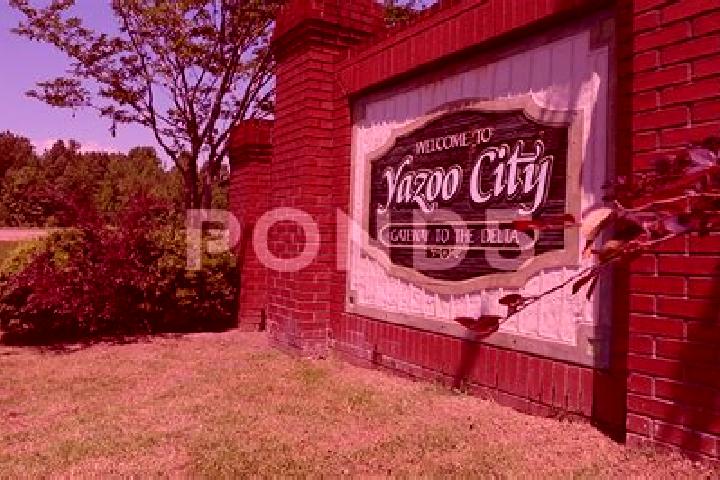 Clara, 29 — Escort in Yazoo City, United States
