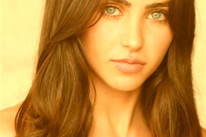 Clara, 30, a brunette brown-eyed middle eastern companion based in Tounj. Offering 69, Massage. Available for incall and outcall, overnight bookings available.