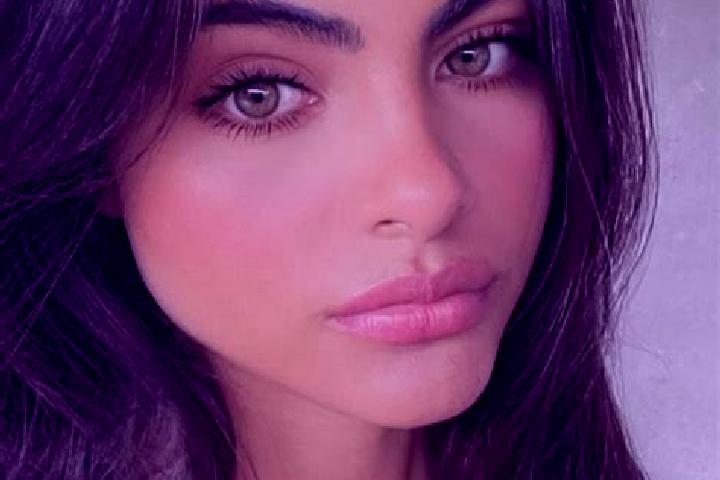 Clara, 30, a chestnut dark-eyed indian companion based in Asbest. Offering Overnight, Massage, Tantra, Travel Companion. Available for incall and outcall, ov...