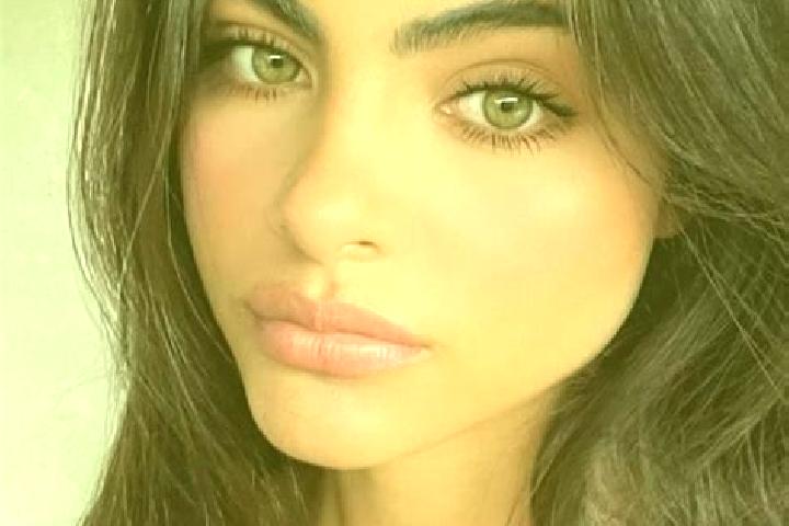 Clara, 30, a chestnut hazel-eyed middle eastern companion based in Karakise. Offering Striptease, Domination, GFE, Tantra, Travel Companion. Available for in...