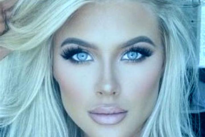 Clara, 30, a platinum blonde amber-eyed middle eastern companion based in Ambes. Offering Dinner Date, Domination, OWO, Striptease, Fetish. Available for inc...