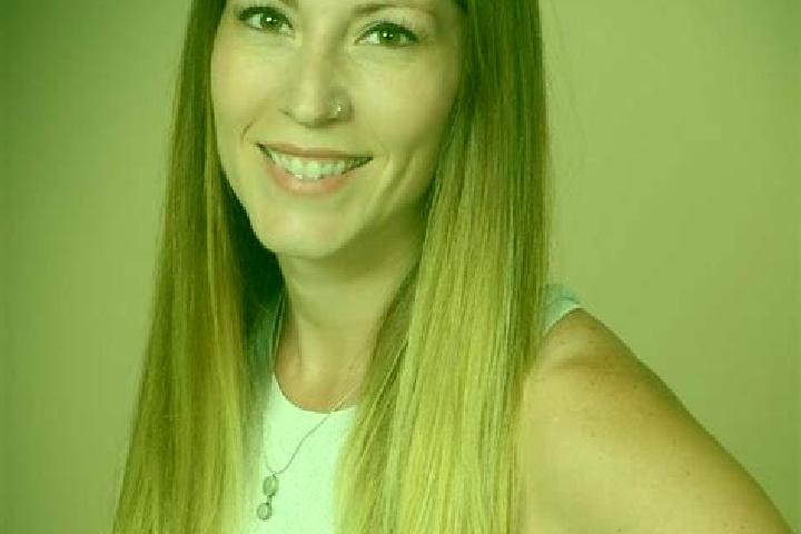 Clara, 30 — Escort in Allyn, United States