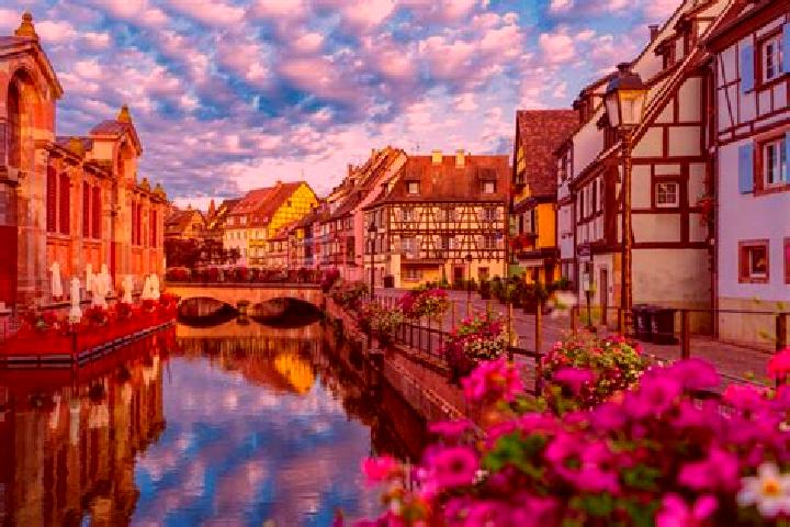 Clara, 30 — Escort in Fellering, France