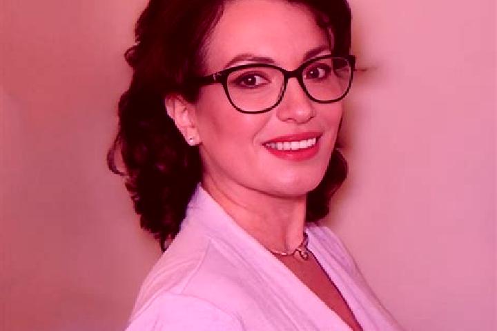 Clara, 30 — Escort in New Milton, United Kingdom