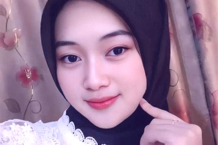 Clara, 30 — Escort in Titi, Malaysia
