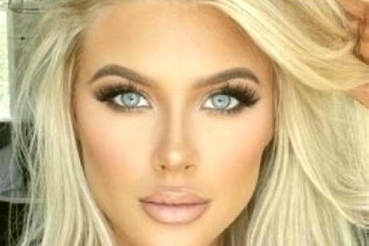 Clara, 31, a platinum blonde hazel-eyed indian companion based in Sakuragawa. Offering 69, Roleplay, Prostate Massage, Travel Companion. Available for incall...