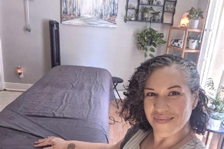 Clara, 31, a red grey-eyed ebony companion based in Itamarandiba. Offering GFE, Overnight, Erotic Massage. Available for incall and outcall, day and evening ...