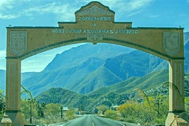 Clara, 31 — Escort in El Salto de Espejo, Mexico