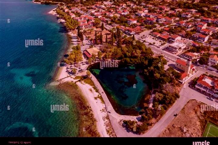 Clara, 31 — Escort in Karavomilos, Greece