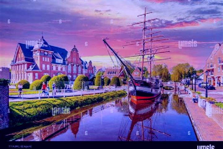 Clara, 31 — Escort in Papenburg, Germany