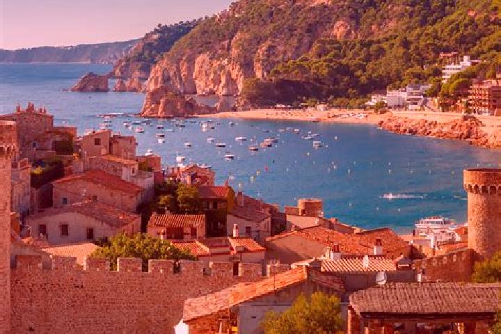 Clara, 31 — Escort in Tollos, Spain