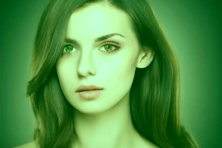 Clara, 32, a auburn amber-eyed slavic companion based in Zougoussou. Offering CIM, Roleplay. Available for incall and outcall, overnight bookings available.