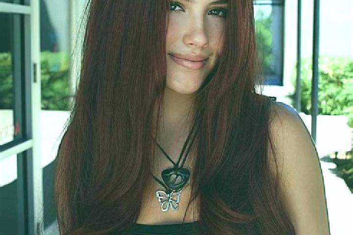 Clara, 32, a auburn dark-eyed latina companion based in Zede-N Drebo. Offering Tantra, OWO, CIM, A-Level. Available for incall and outcall, day and evening d...