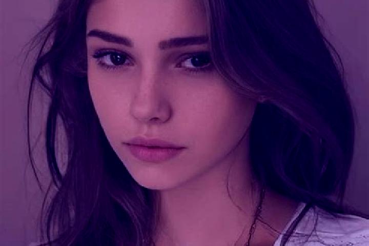Clara, 32, a chestnut hazel-eyed slavic companion based in Vaprio d Adda. Offering Striptease, OWO, GFE, Prostate Massage. Available for incall and outcall, ...