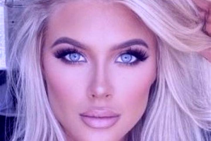 Clara, 32, a platinum blonde dark-eyed mediterranean companion based in Chinna Andankovil. Offering Dinner Date, 69, OWO. Available for incall and outcall, o...