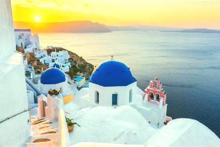 Clara, 32 — Escort in Moria, Greece