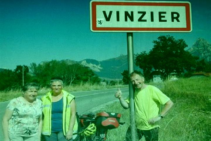 Clara, 32 — Escort in Vinzier, France