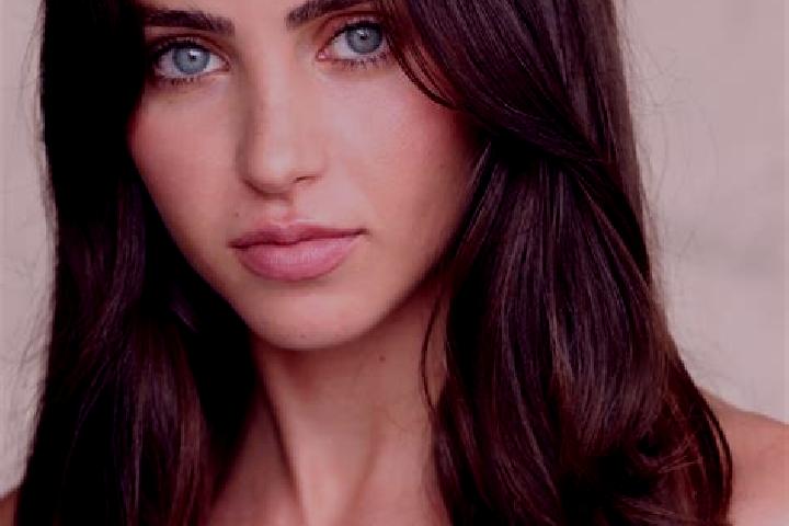 Clara, 33, a auburn brown-eyed caribbean companion based in Fort Stewart. Offering Massage, Striptease, A-Level. Available for incall and outcall, day and ev...