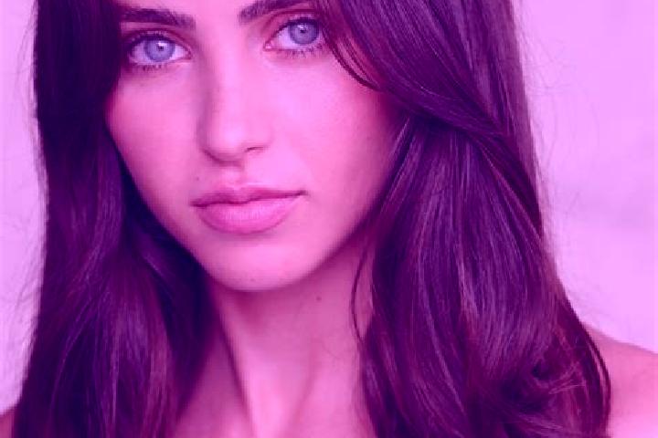 Clara, 33, a black brown-eyed caucasian companion based in Barice. Offering Massage, Roleplay, Travel Companion, BDSM, Domination. Available for incall and o...