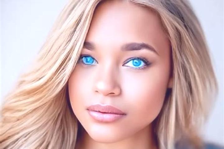 Clara, 33, a blonde blue-eyed latina companion based in Aqtoghay. Offering Overnight, Domination, Deep French Kissing, Striptease, Couples. Available for inc...