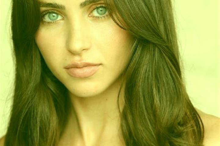 Clara, 33, a chestnut brown-eyed caucasian companion based in Kunzar. Offering Prostate Massage, Fetish. Available for incall and outcall, day and evening da...