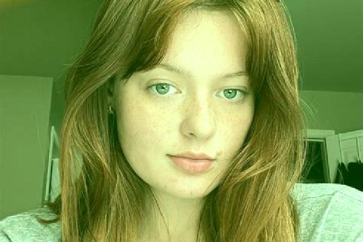 Clara, 33, a red grey-eyed slavic companion based in Shoreview. Offering Tantra, Couples, A-Level. Available for incall and outcall, day and evening dates.