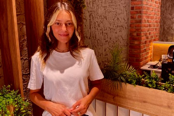 Clara, 33 — Escort in Musababa, Turkey