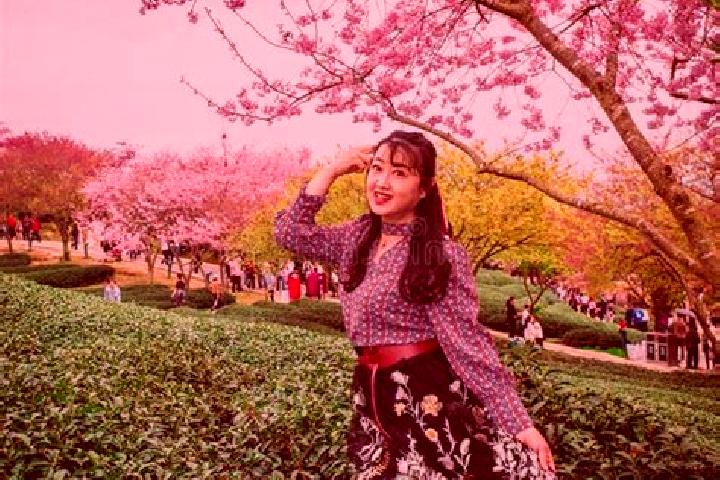 Clara, 33 — Escort in Zhangpu, China
