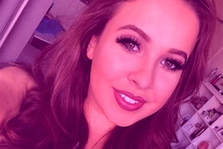 Clara, 34, a black brown-eyed caucasian companion based in Serramonacesca. Offering Fetish, 69, Party Girl. Available for incall and outcall, day and evening...