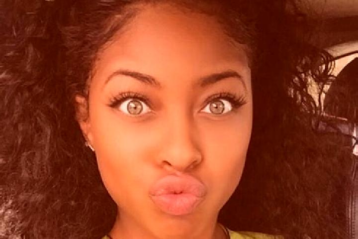 Clara, 34, a black green-eyed ebony companion based in Sirsa. Offering Deep French Kissing, Erotic Massage, OWO, A-Level. Available for incall and outcall, d...