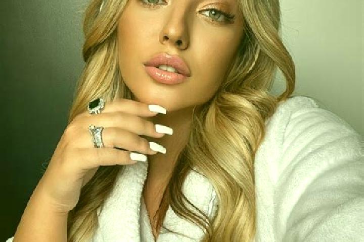 Clara, 34, a blonde grey-eyed latina companion based in Cigintung. Offering Prostate Massage, Striptease, Domination, Travel Companion. Available for incall ...