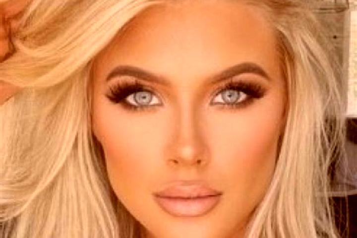 Clara, 34, a platinum blonde green-eyed ebony companion based in Gloucester Courthouse. Offering Roleplay, Striptease. Available for incall and outcall, day ...