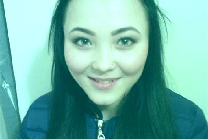 Clara, 34, a red green-eyed asian companion based in Cheadle. Offering A-Level, Deep French Kissing, Travel Companion, Domination. Available for incall and o...