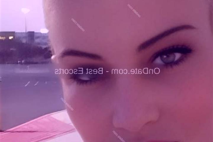 Clara, 34 — Escort in Calexico, United States