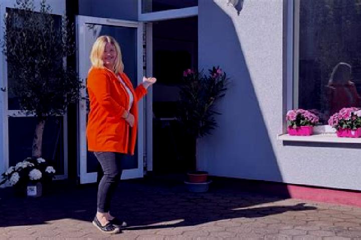 Clara, 34 — Escort in Perleberg, Germany