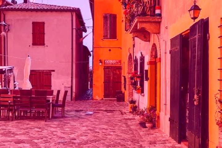 Clara, 34 — Escort in San Giovanni in Marignano, Italy
