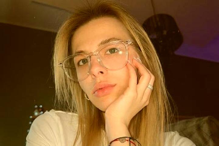 Clara, 34 — Escort in Studenka, Czech Republic