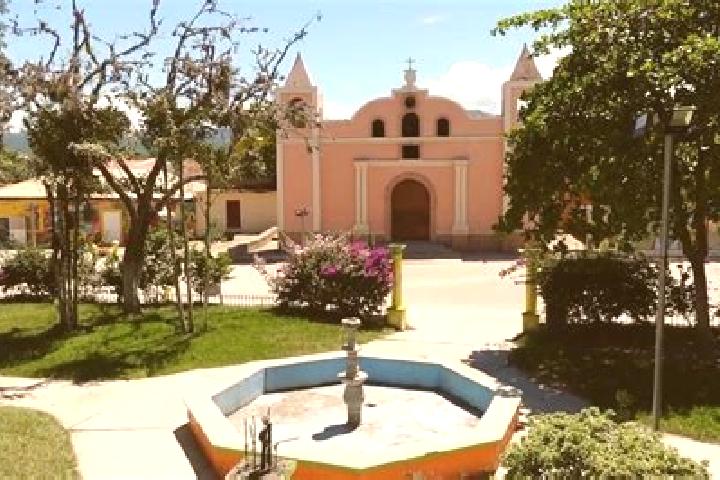 Clara, 34 — Escort in Talanga, Honduras