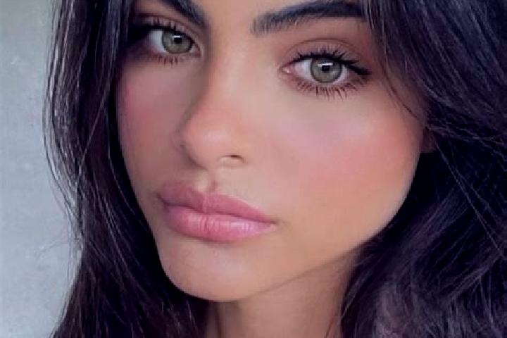 Clara, 35, a black hazel-eyed european companion based in Khugyani. Offering Erotic Massage, Fetish, BDSM, Travel Companion. Available for incall and outcall...
