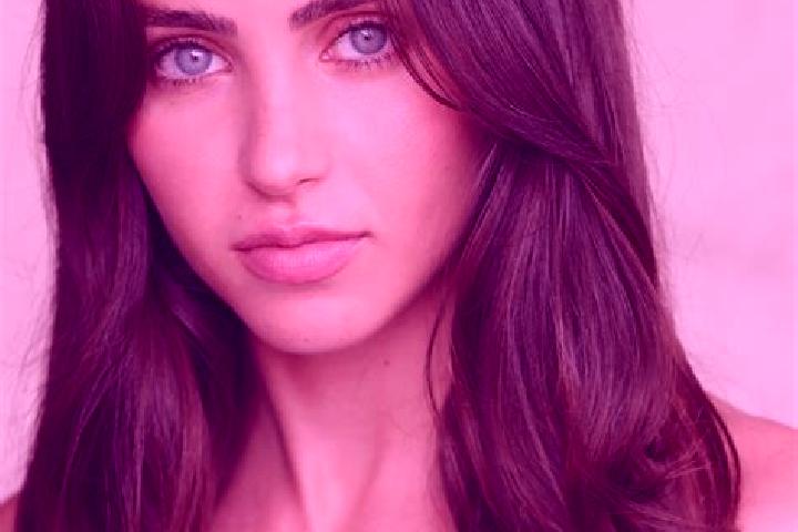Clara, 35, a brunette hazel-eyed european companion based in Bergkvara. Offering Party Girl, Overnight, Deep French Kissing. Available for incall and outcall...
