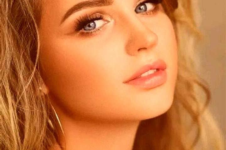 Clara, 35, a dark blonde blue-eyed mediterranean companion based in Sharga. Offering Deep French Kissing, CIM, Prostate Massage, BDSM. Available for incall a...