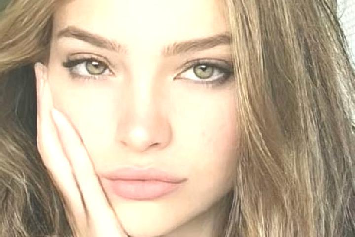 Clara, 35, a dark blonde hazel-eyed slavic companion based in Quellouno. Offering 69, OWO, Couples. Available for incall and outcall, day and evening dates.