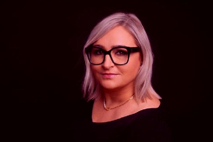 Clara, 35 — Escort in Bickenbach, Germany