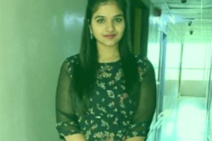 Clara, 35 — Escort in Erode, India