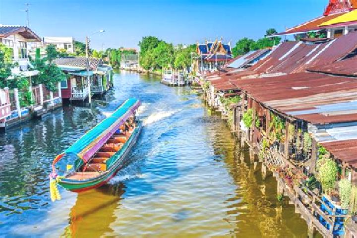 Clara, 35 — Escort in Khlong Khlung, Thailand