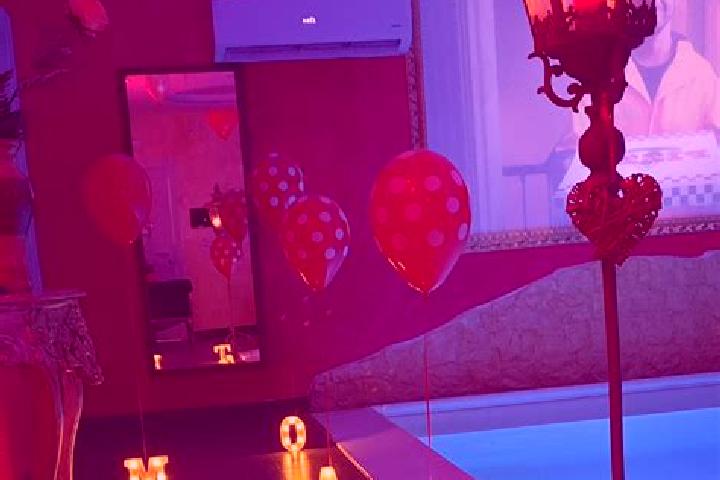 Clara, 35 — Escort in Qualiano, Italy