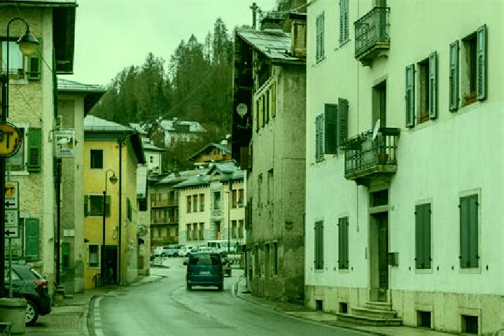 Clara, 35 — Escort in Valle di Cadore, Italy