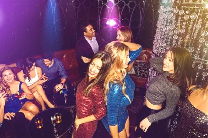 Clara, 36, a auburn amber-eyed asian companion based in Grigny-sur-Rhone. Offering Duos, Striptease, Domination, 69. Available for incall and outcall, overni...