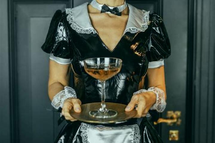 Clara, 36, a black blue-eyed caucasian companion based in Balfour. Offering A-Level, BDSM, Striptease, Fetish. Available for incall and outcall, day and even...